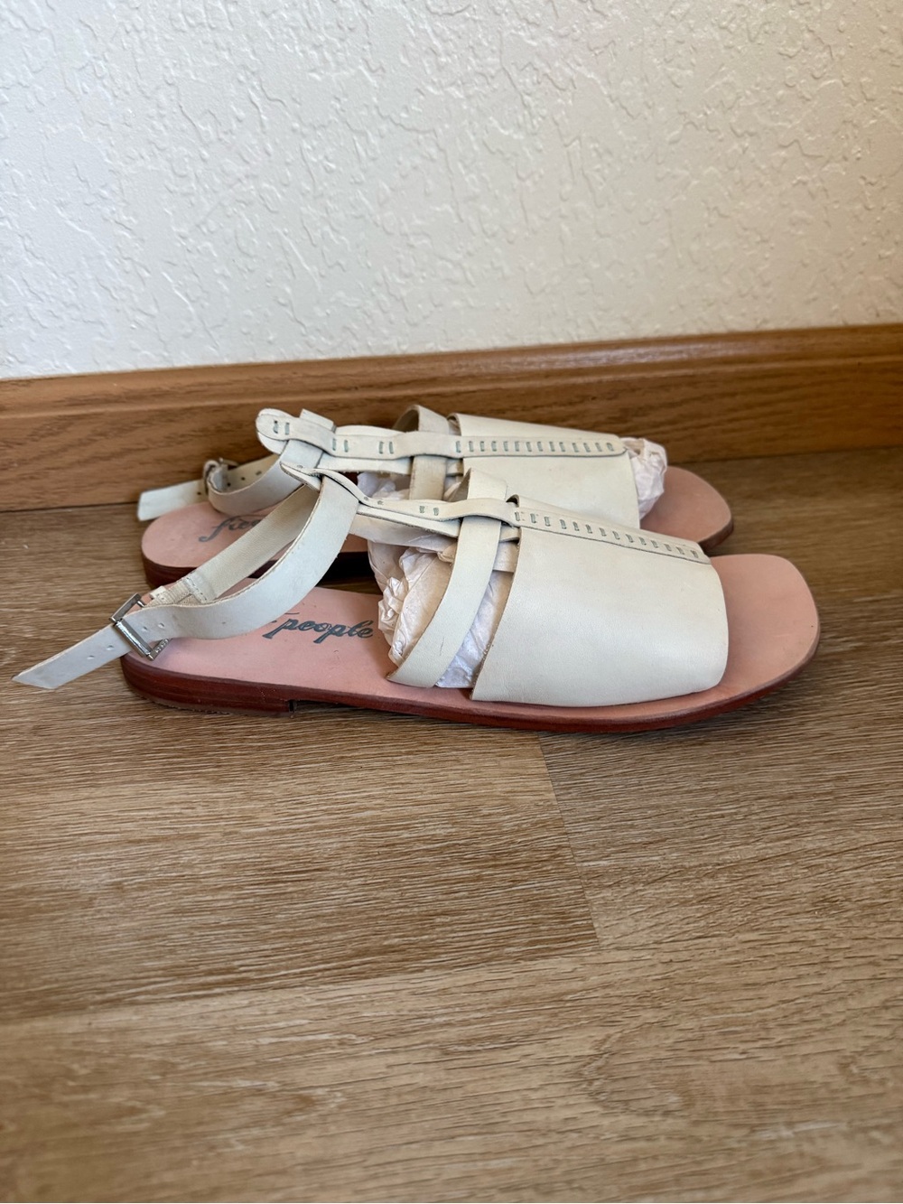 Free People Long Weekend Leather Sandals Off White Size 39.5 US 9 Boho Hippie